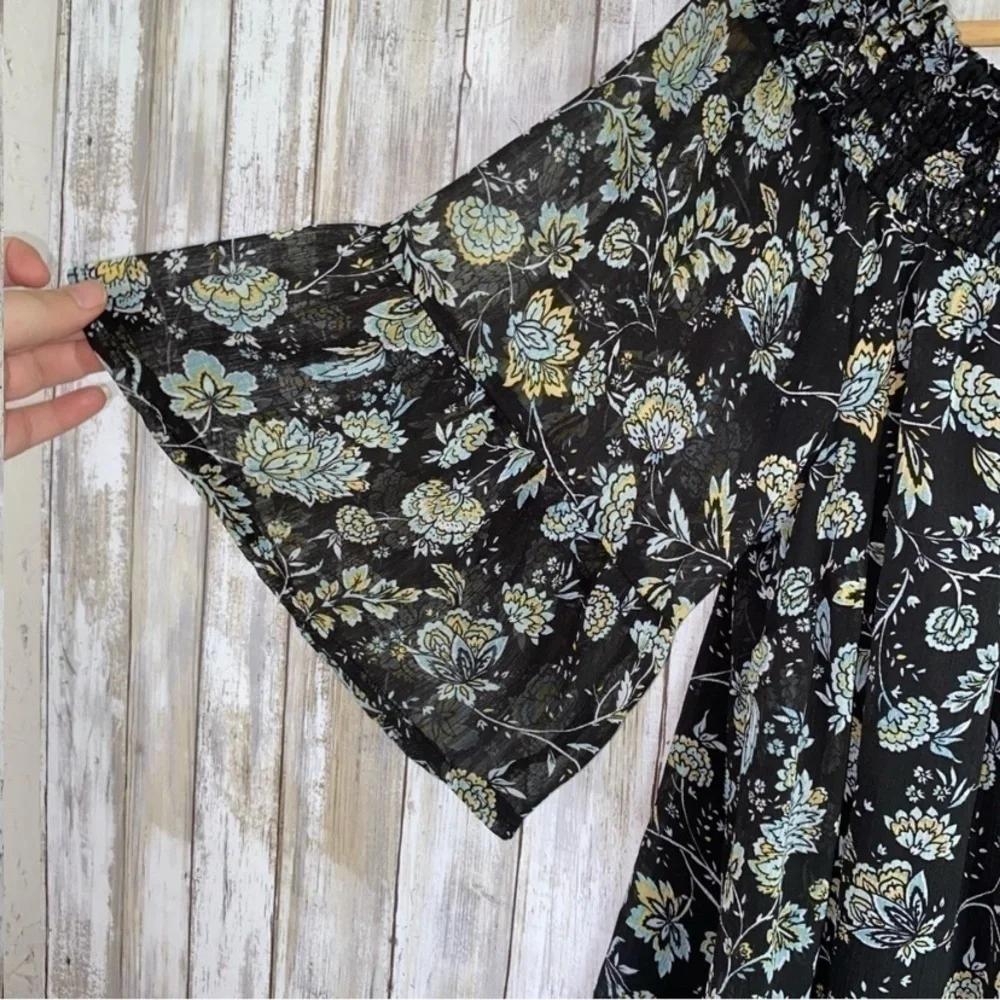 Torrid Off The Shoulder Chiffon Floral Blouse - Picture 4 of 6